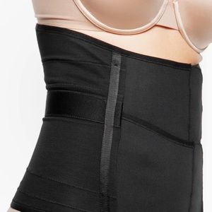 BELLY BANDIT® Postpartum Luxe Belly Wrap and extender. Size S Petite